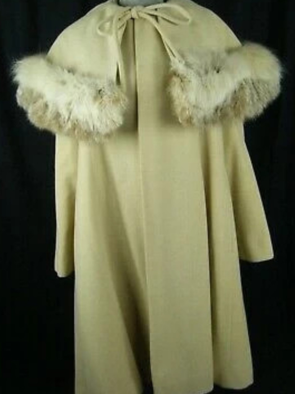 Vintage Lilli Ann 40s Cream Wool Swing Coat w/ Lynx Fur Cape-Bust 43/M, AS-IS!